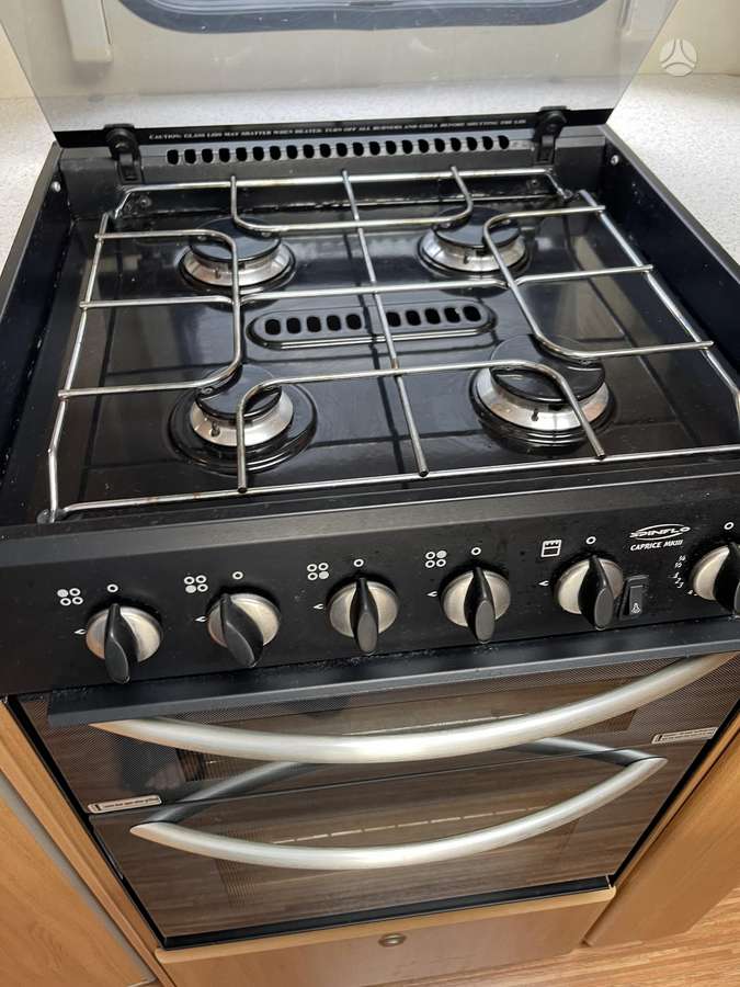 Adria 663, caravans