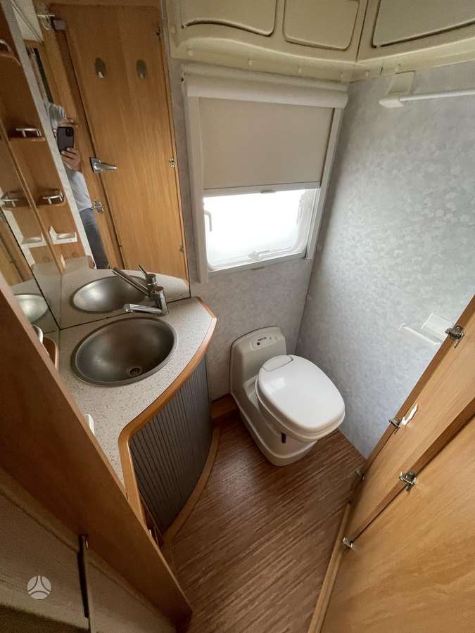Adria 663, caravans
