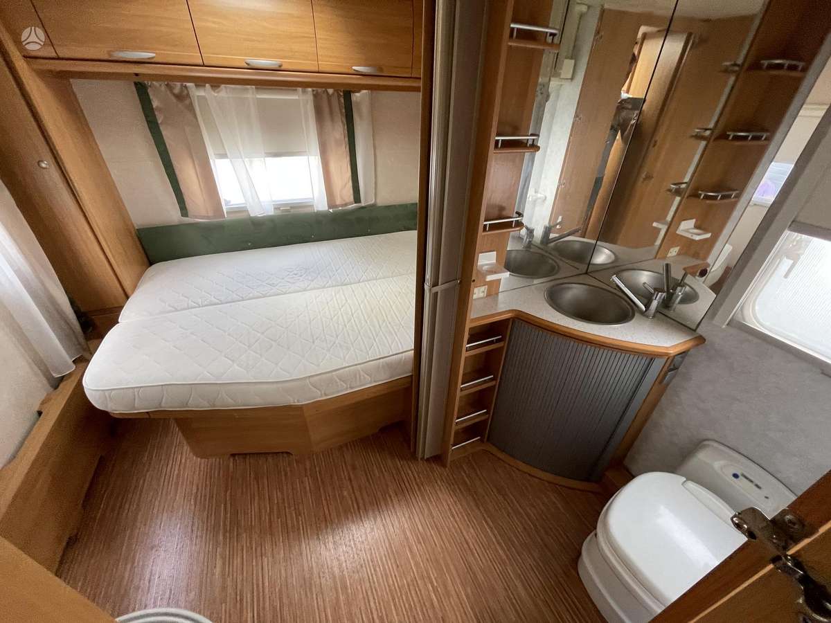 Adria 663, caravans