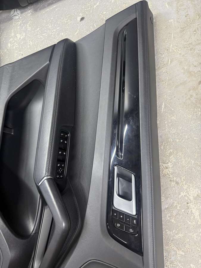 Porsche Cayenne Europa sildomas be defektu