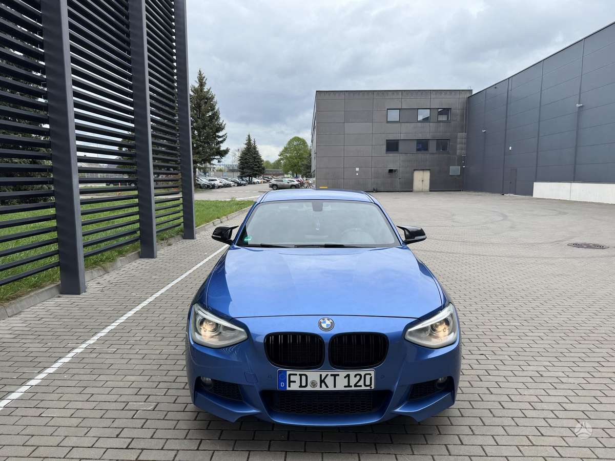 BMW 120, 2.0 l., hatchback