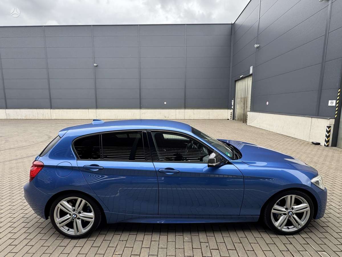 BMW 120, 2.0 l., hatchback