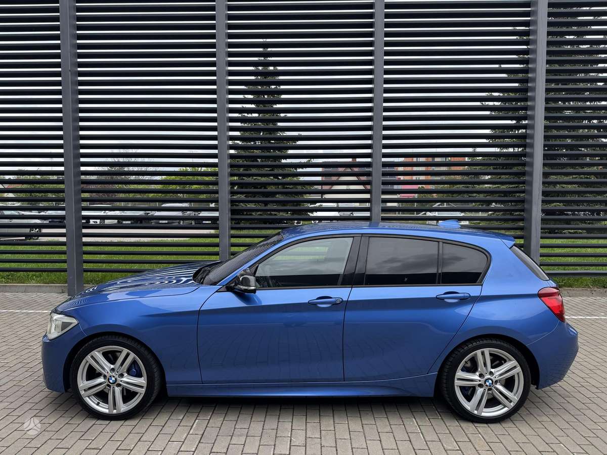 BMW 120, 2.0 l., hatchback