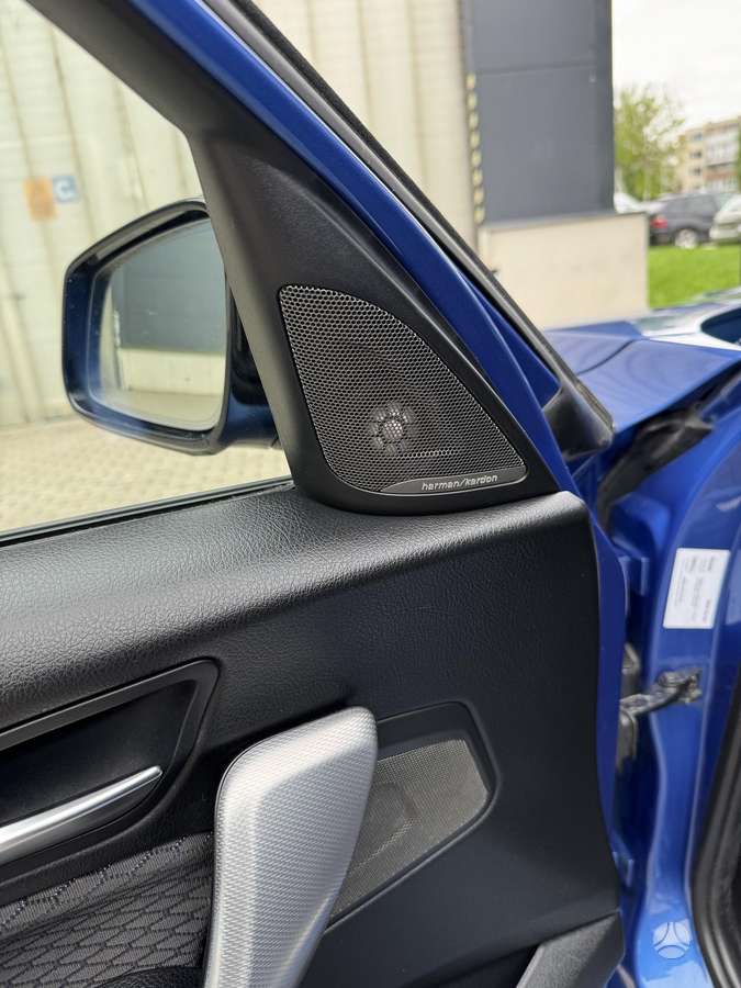 BMW 120, 2.0 l., hatchback