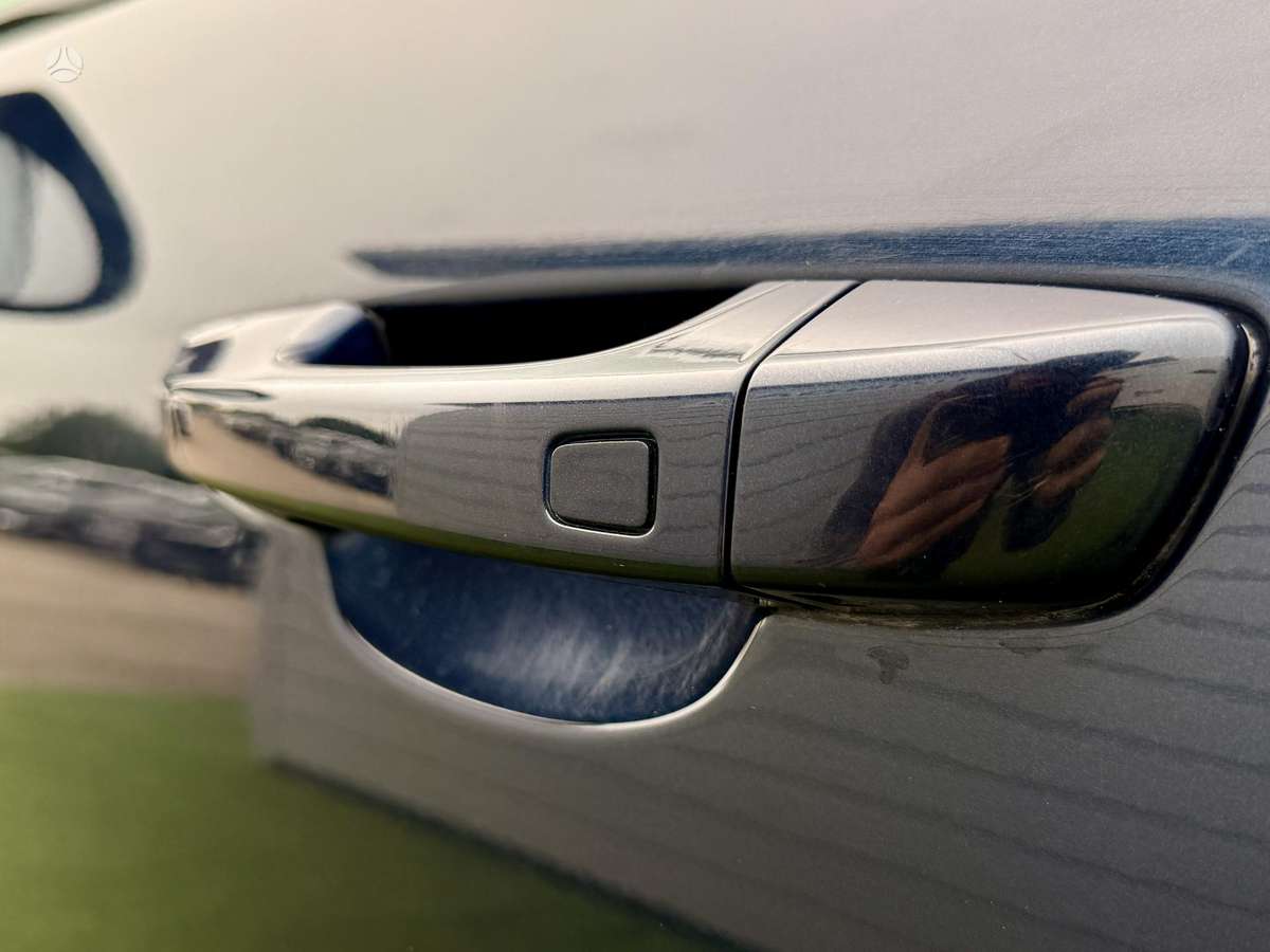 Porsche Cayenne - 10
