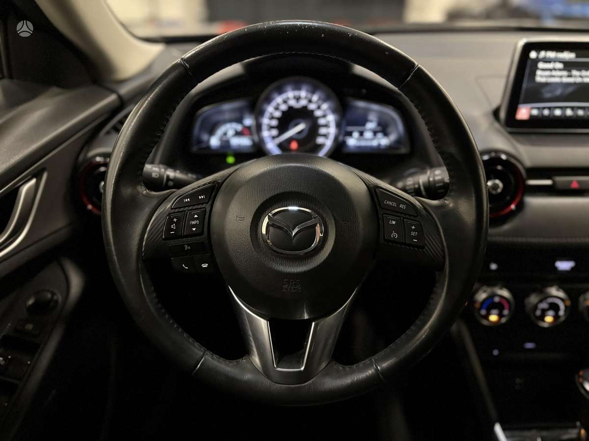 Mazda CX-3, 2.0 l., off-road / crossover