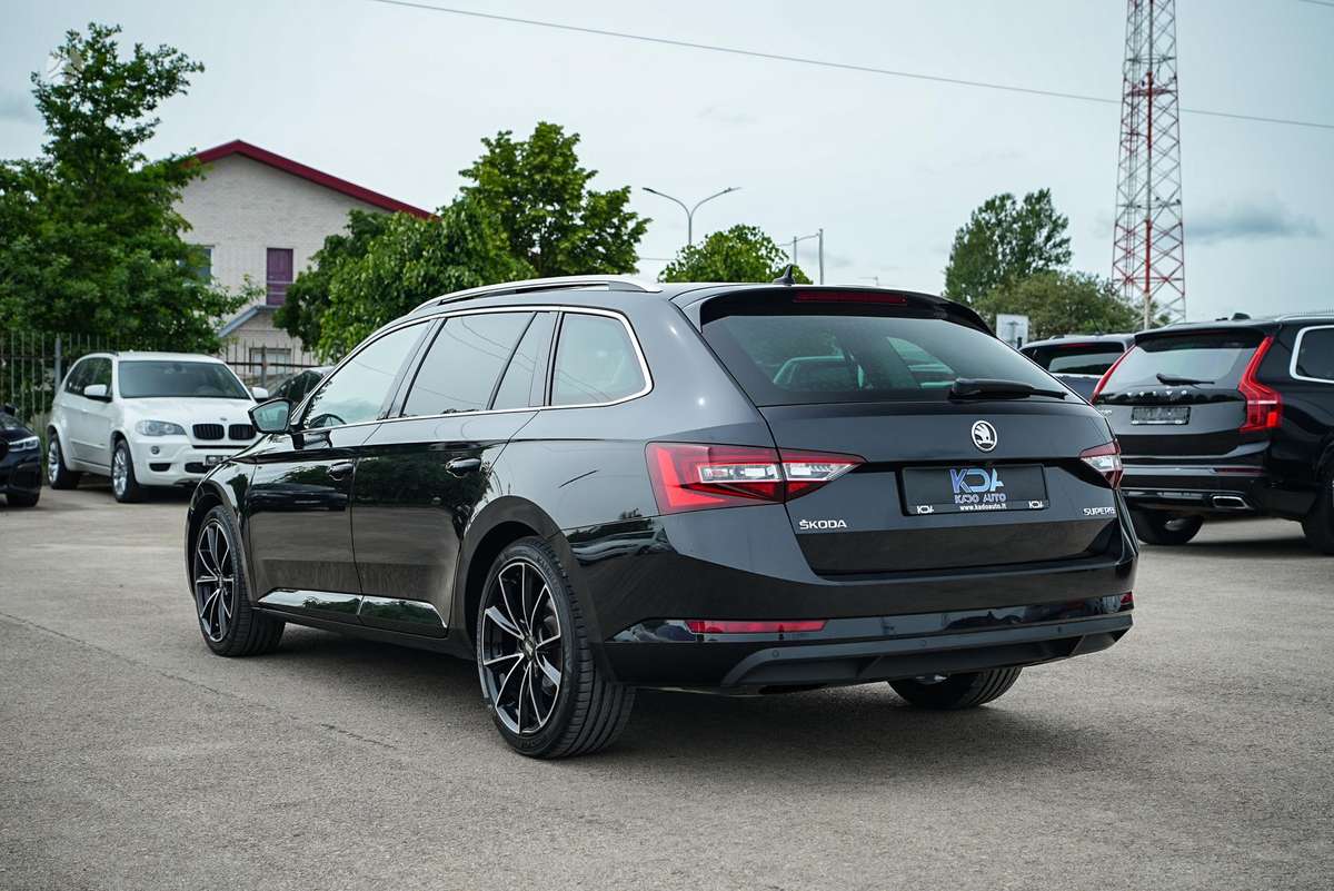 Skoda Superb, 2.0 l., Универсал
