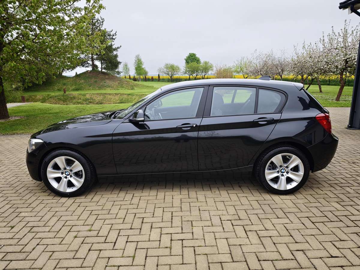 BMW 116, 2.0 l., hatchback