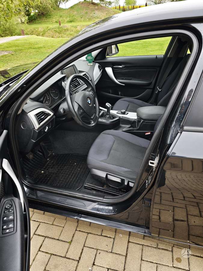 BMW 116, 2.0 l., hatchback