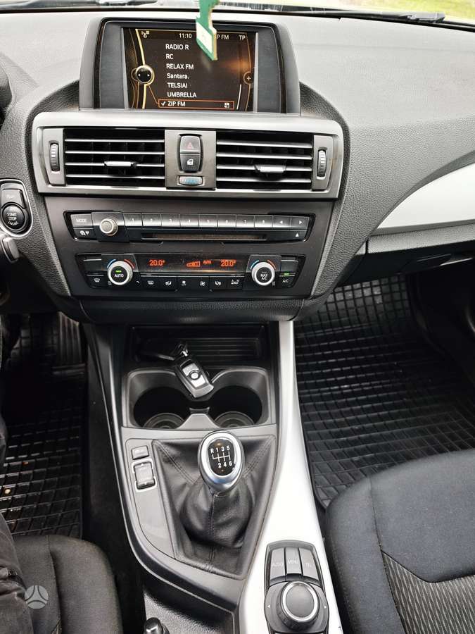 BMW 116, 2.0 l., hatchback