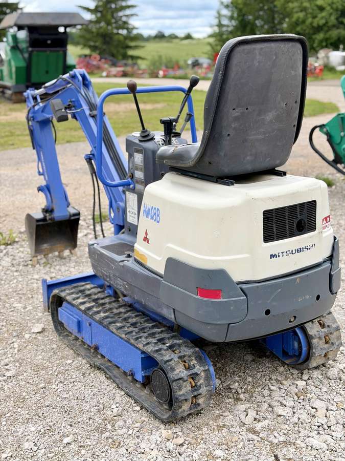 Mitsubishi MM08B, мини-экскаваторы