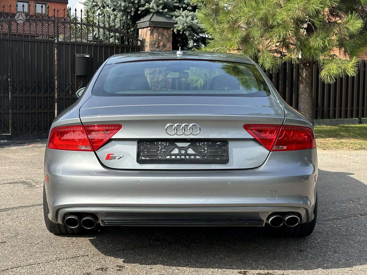 Audi S7, 4.0 l., Седан