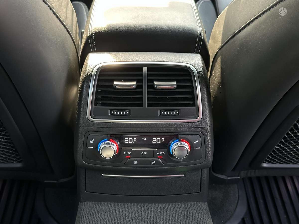 Audi S7, 4.0 l., Седан