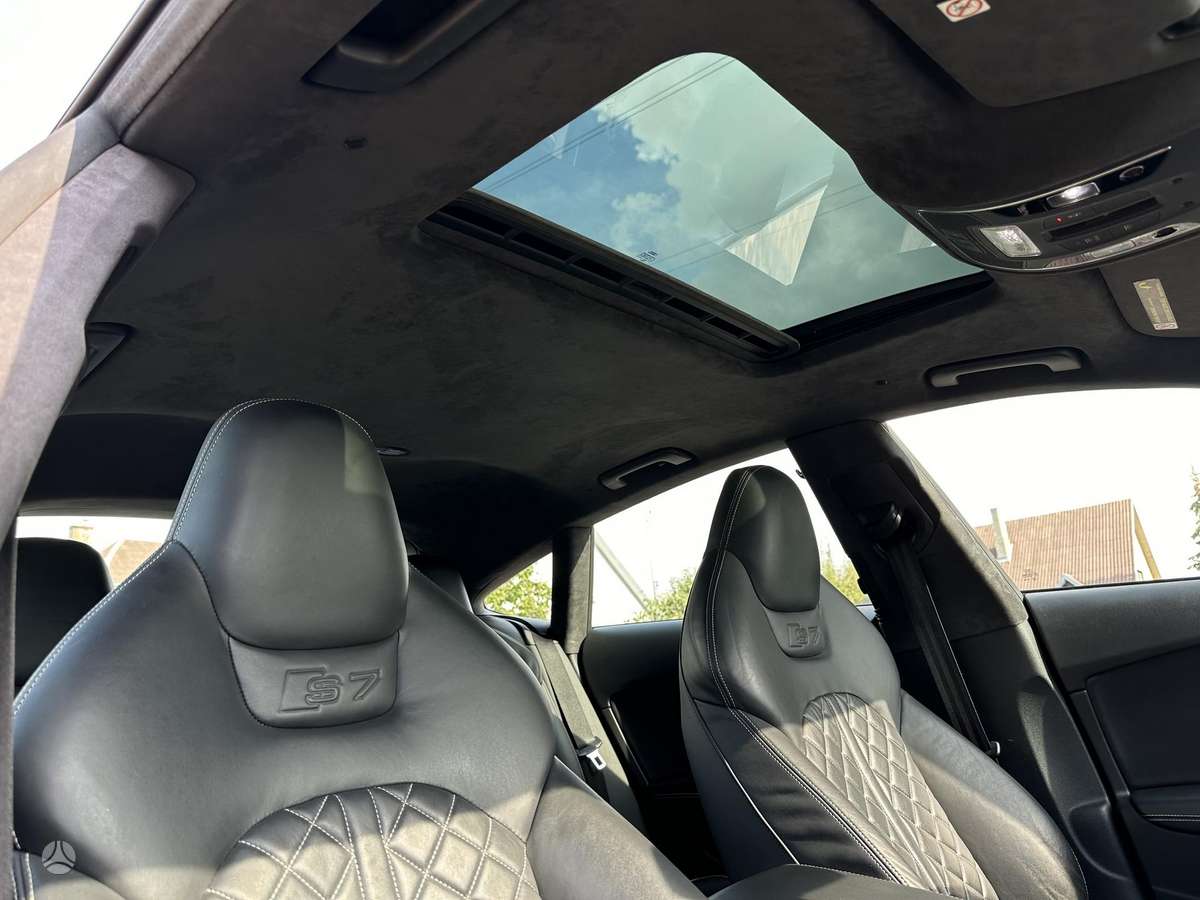 Audi S7, 4.0 l., Седан