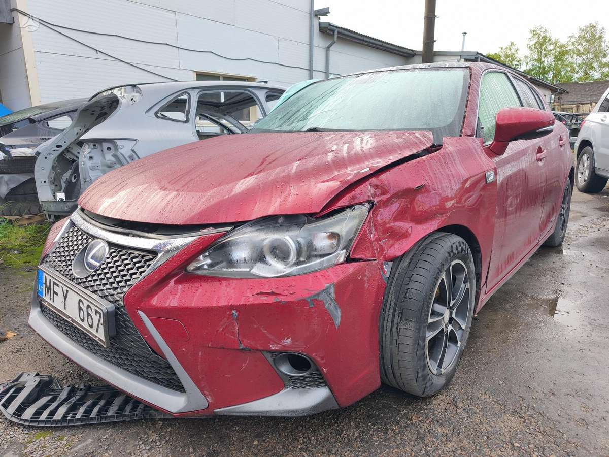 Lexus CT 200h