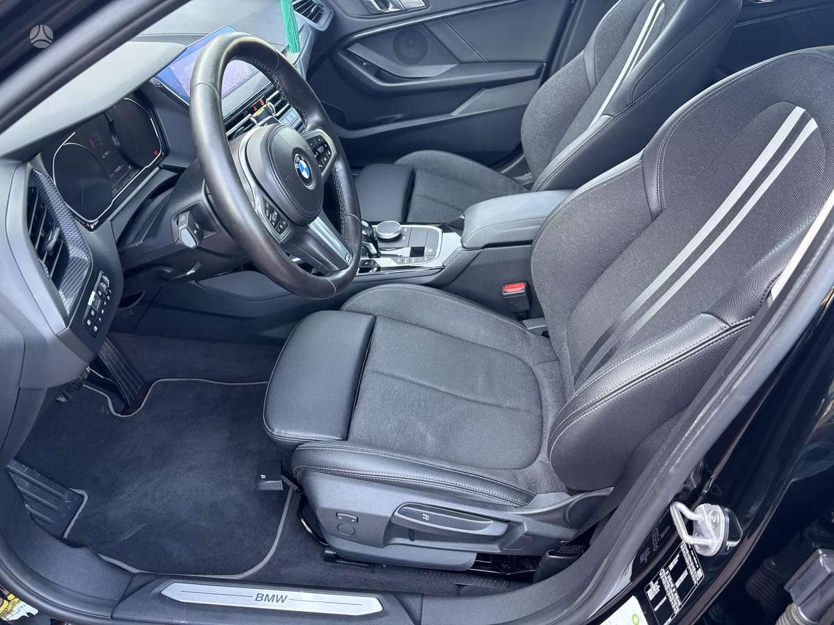 BMW 116, 1.5 l., hatchback