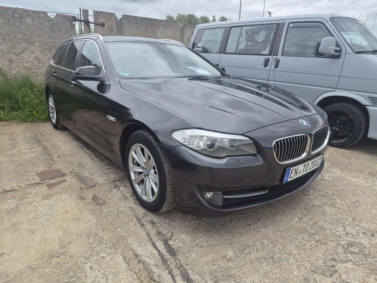 BMW 520, 2.0 l., wagon