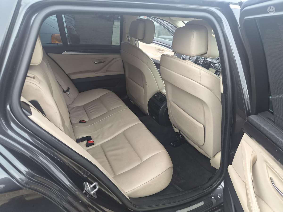 BMW 520, 2.0 l., wagon