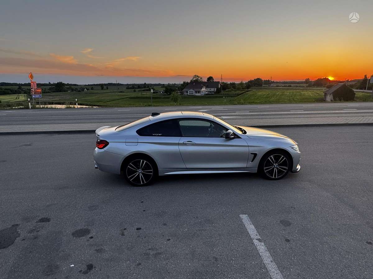 BMW 435, 3.0 l., coupe