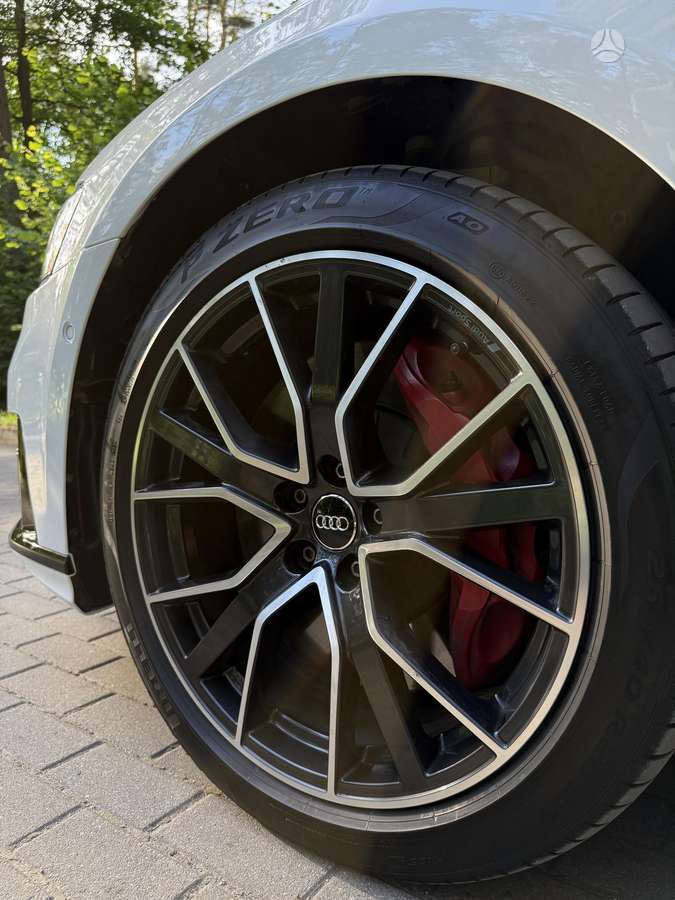 Audi S8, 4.0 l., Седан