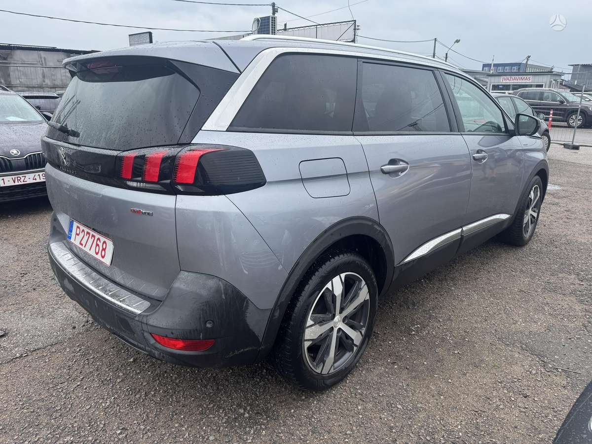 Peugeot 5008 - 3