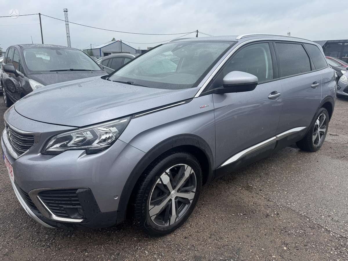 Peugeot 5008 - 1