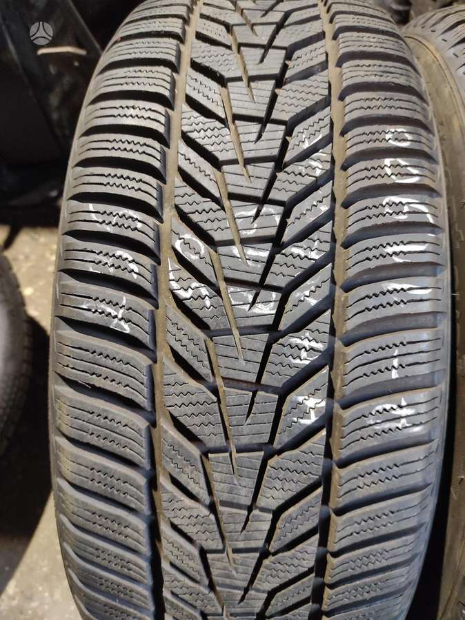 Kumho, winter 235/50 R19