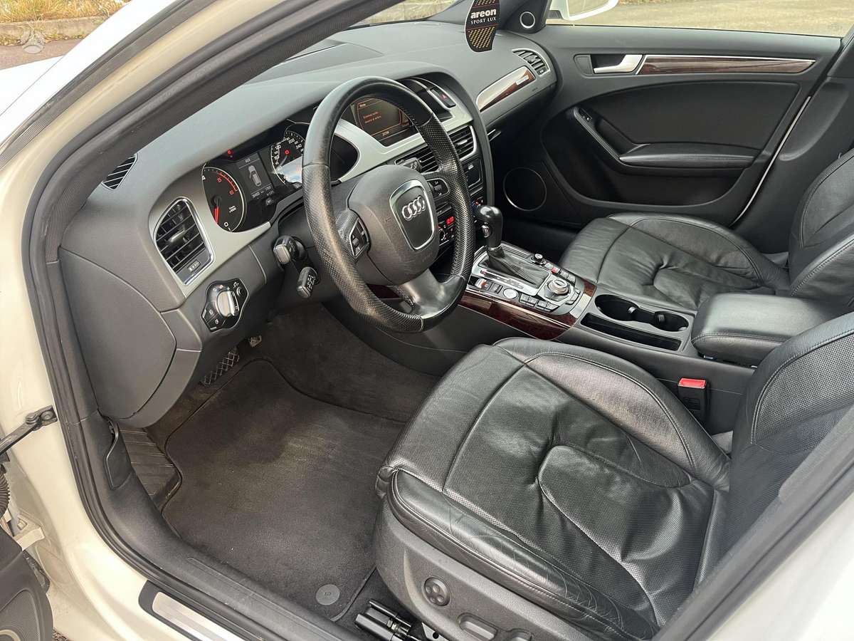 Audi A4, 3.0 l., Универсал
