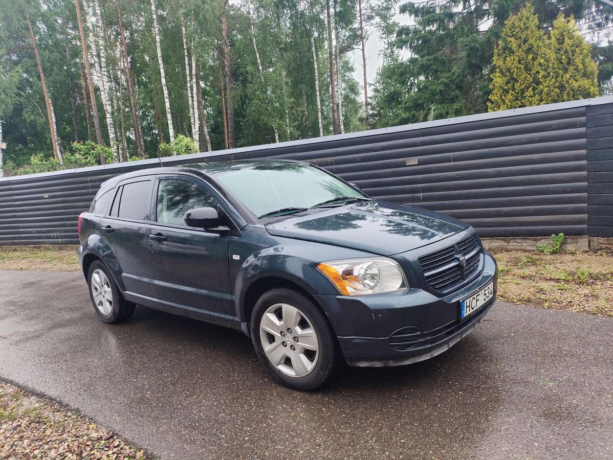 Dodge Caliber, 2.0 l., hatchback