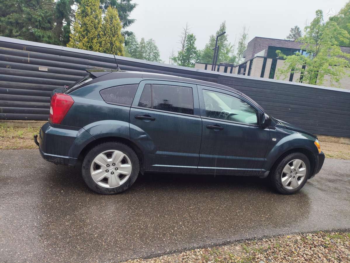 Dodge Caliber, 2.0 l., hatchback