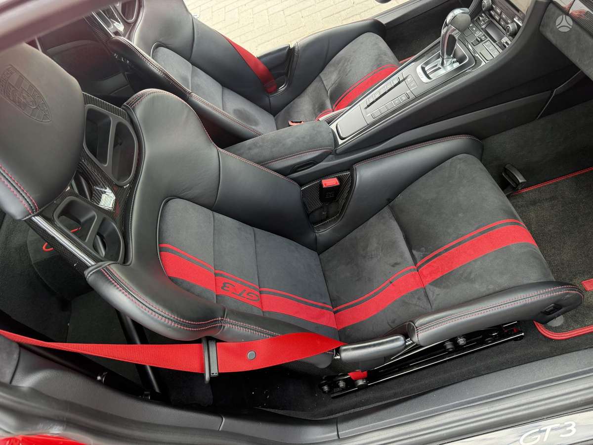 Porsche 911 - 8