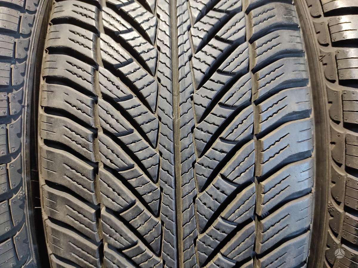 Michelin, vasaras 245/45 R18
