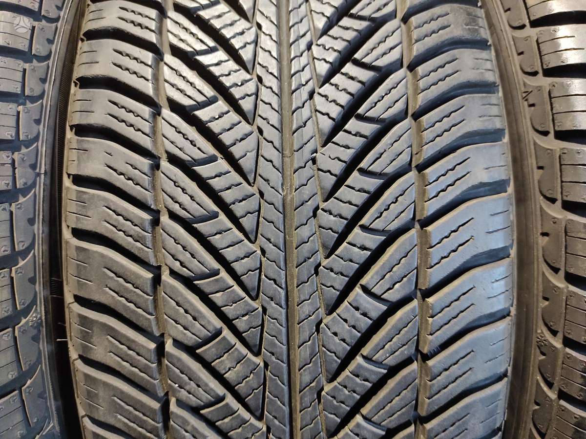 Michelin, vasarinės 245/45 R18