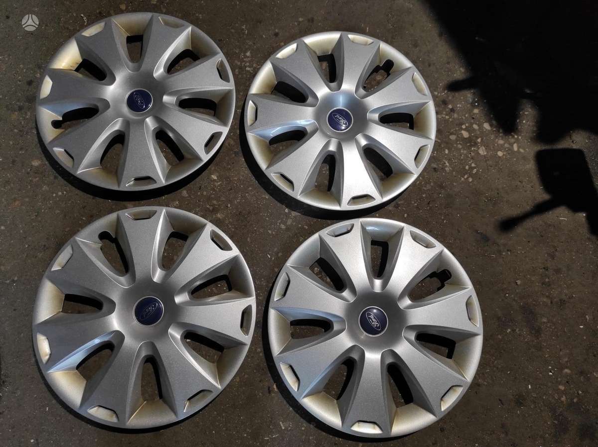 Ford, ratų gaubtai, R16