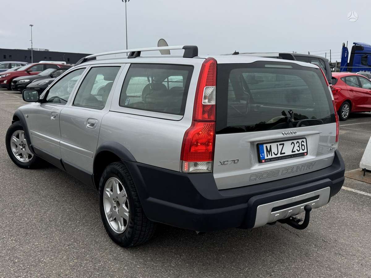 Volvo XC70, 2.4 l., Универсал