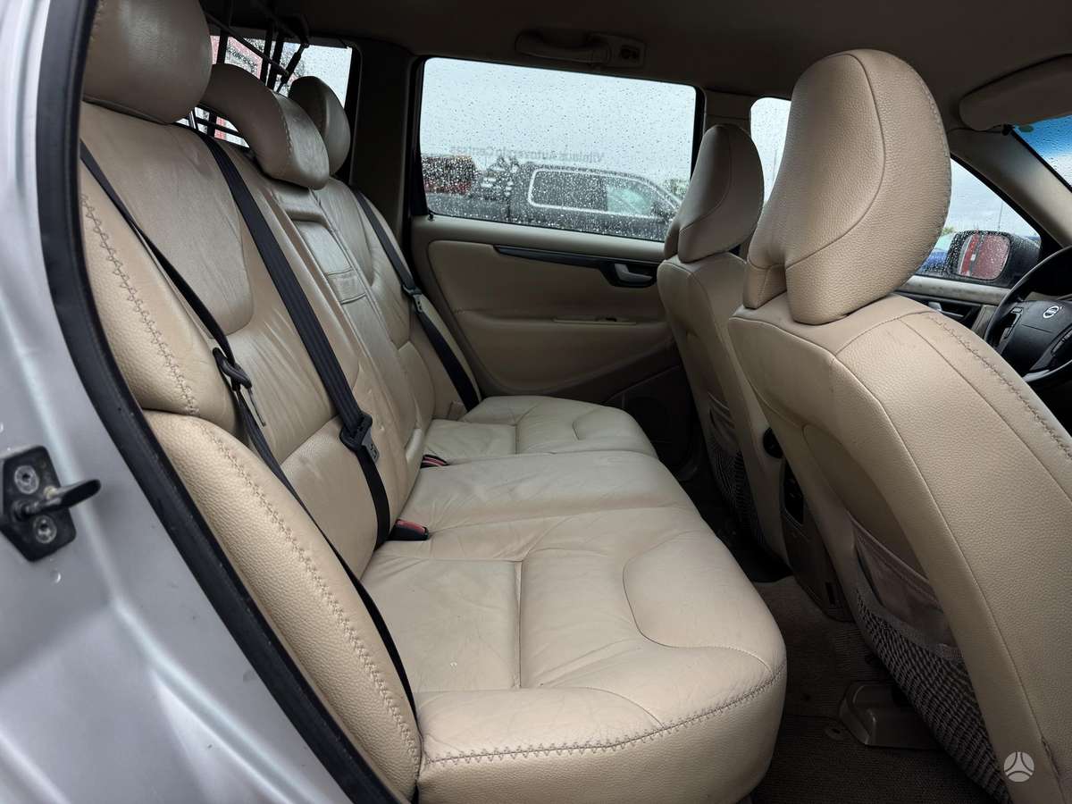 Volvo XC70, 2.4 l., Универсал