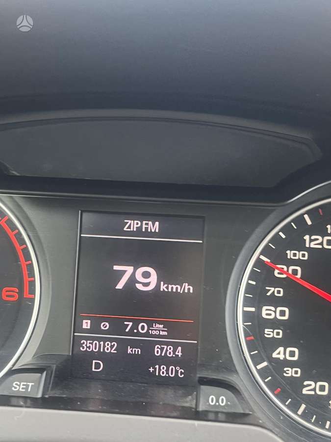 Audi A4, 2.0 l., Седан