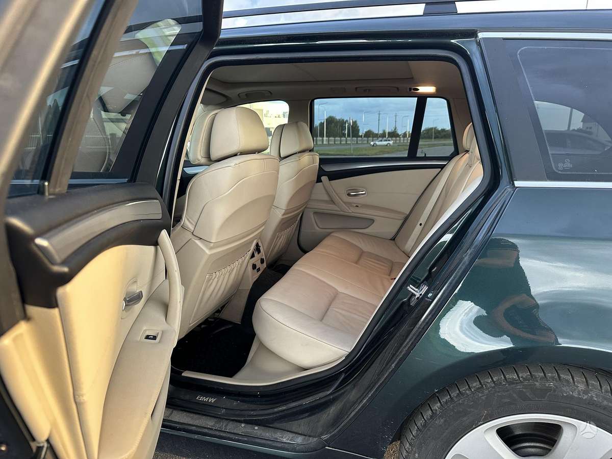BMW 525, 3.0 l., Универсал