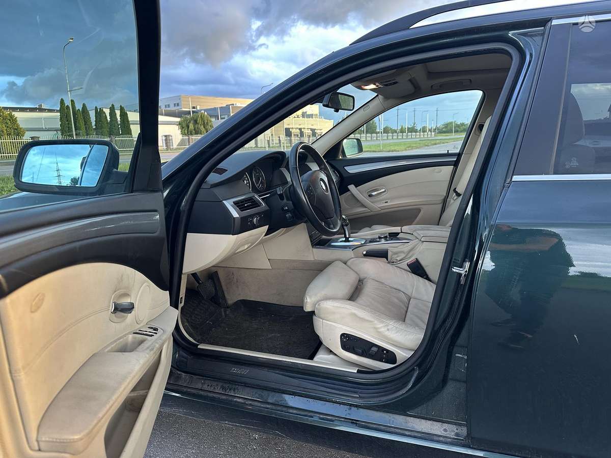 BMW 525, 3.0 l., Универсал