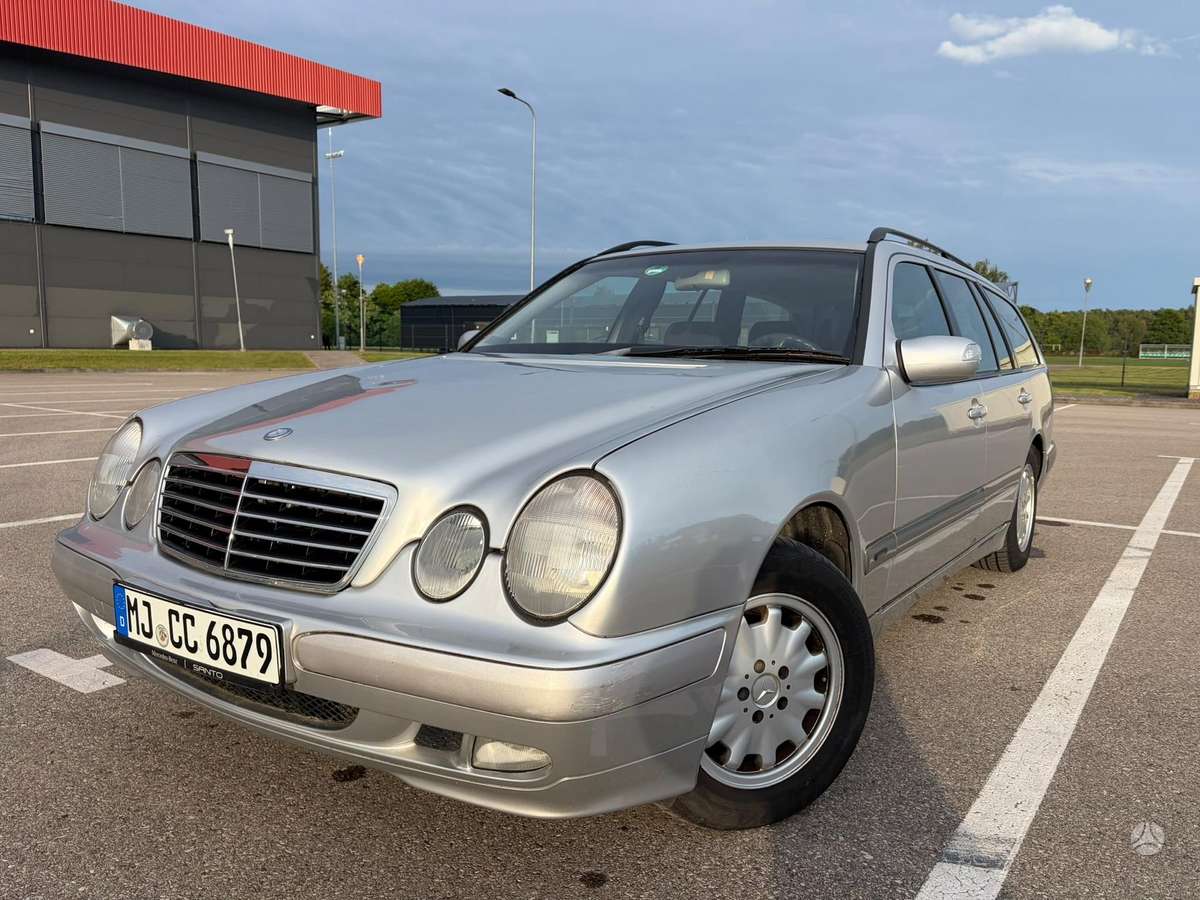 Mercedes-Benz E240, 2.6 l., wagon