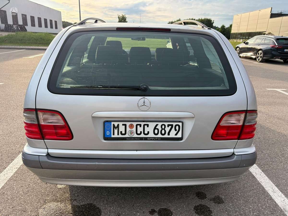 Mercedes-Benz E240, 2.6 l., wagon