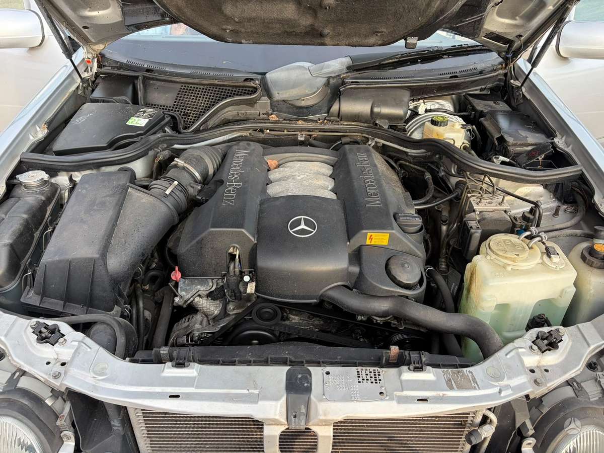 Mercedes-Benz E240, 2.6 l., wagon