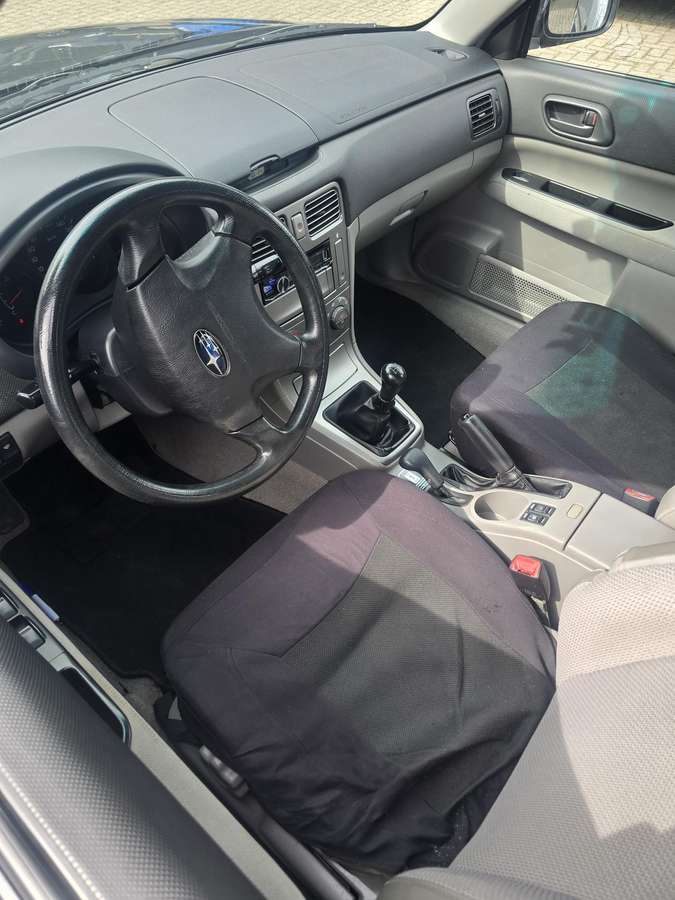 Subaru Forester, 2.0 l., Внедорожник / Кроссовер