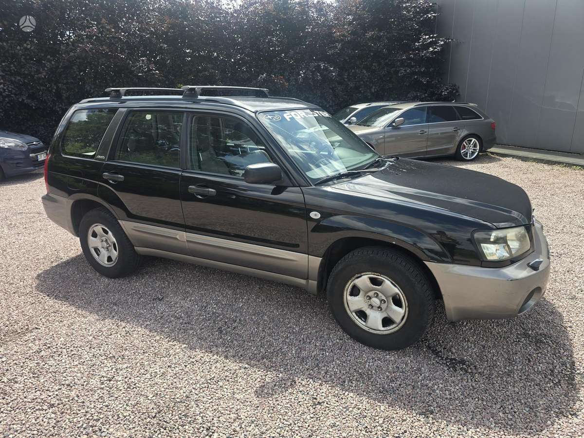 Subaru Forester, 2.0 l., off-road / crossover