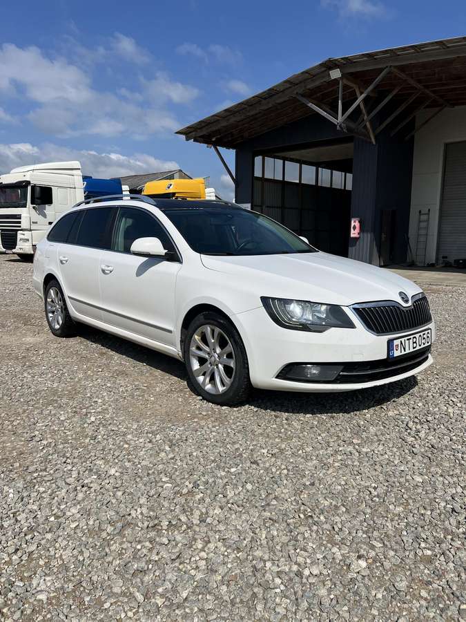 Skoda Superb, 2.0 l., wagon