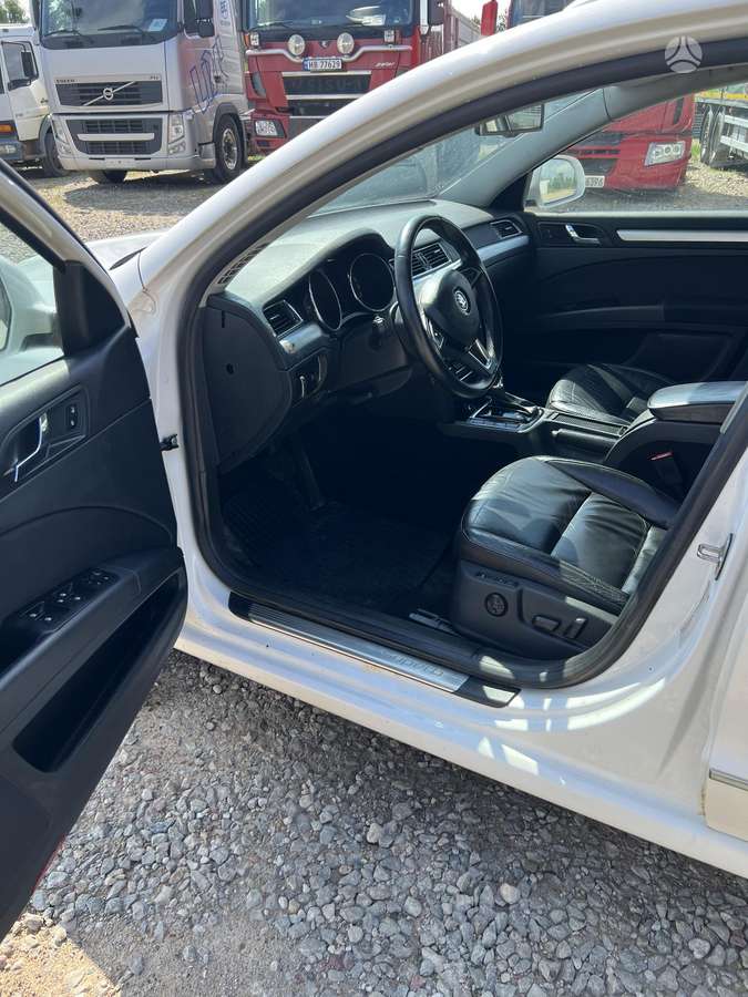 Skoda Superb, 2.0 l., wagon