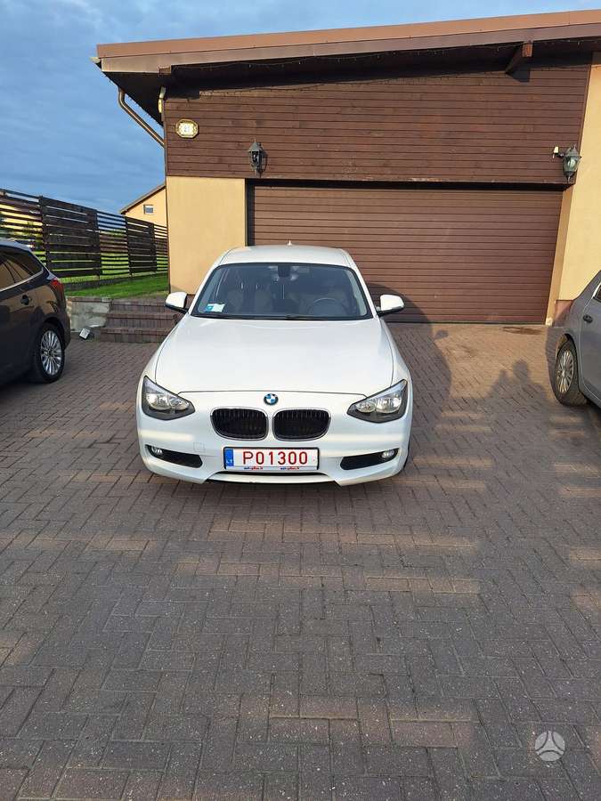 BMW 118, 2.0 l., hatchback