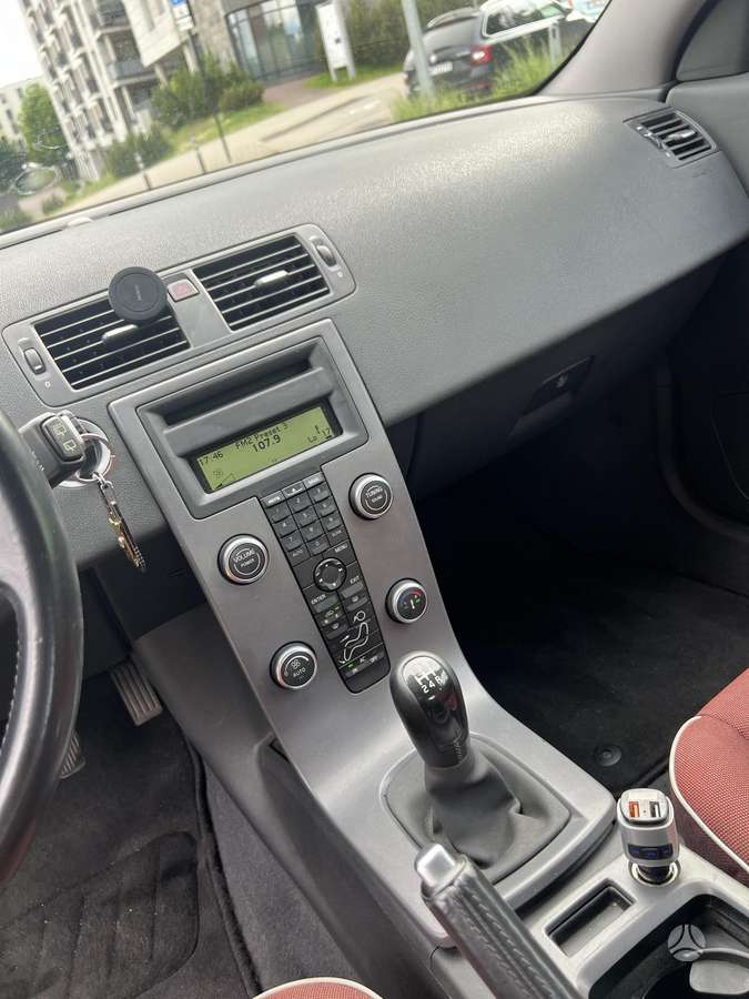 Volvo C30, 1.8 l., hatchback