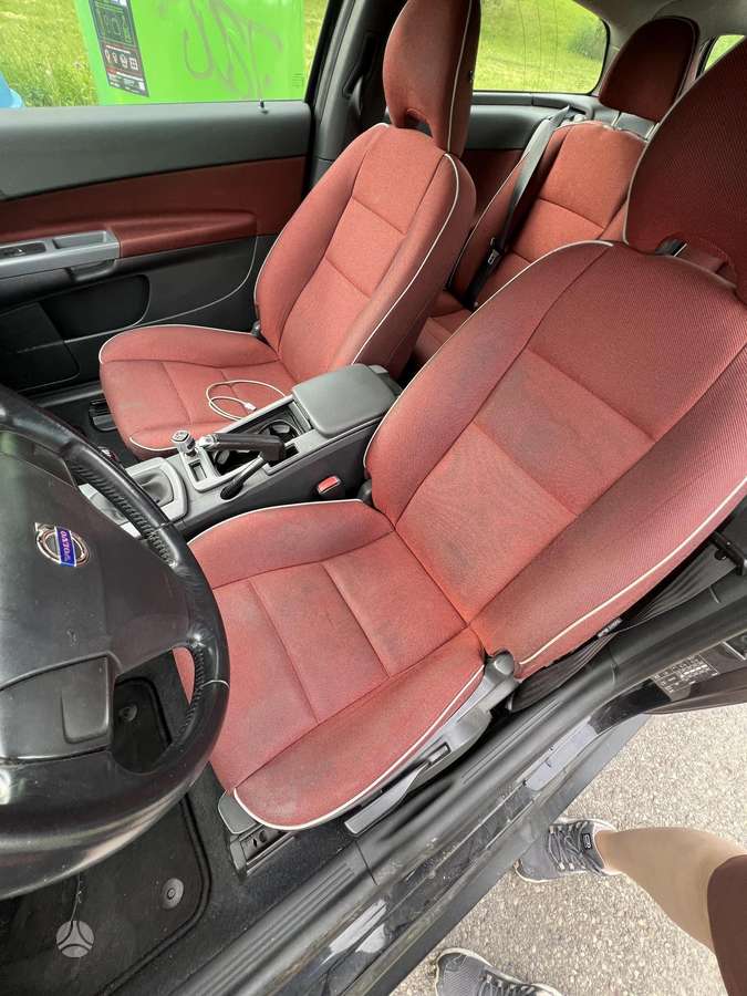 Volvo C30, 1.8 l., hatchback