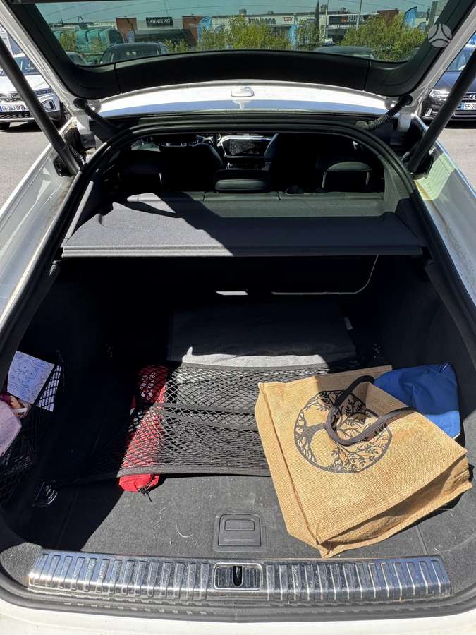Audi A7, 3.0 l., hatchback